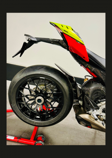 DUCATI STREETFIGHTER V4 LAMBORGHINI N° 379/630 - ECKBOLSHEIM (STRASBOURG OUEST)