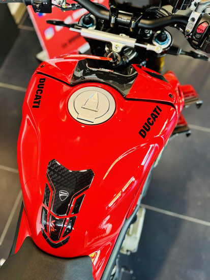 DUCATI STREETFIGHTER V4S CARBONE - UNIQUE - ECKBOLSHEIM (STRASBOURG OUEST)