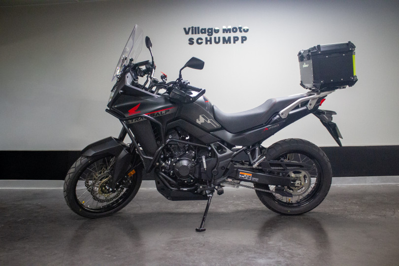 HONDA TRANSALP 750 / 2230 km / COMME NEUVE - ECKBOLSHEIM (STRASBOURG OUEST)