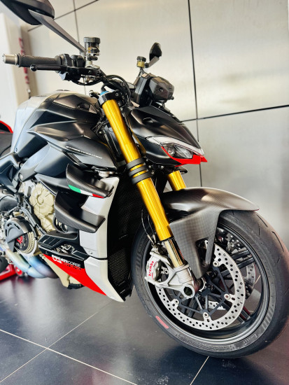 DUCATI STREETFIGHTER V4 SP2 - +10000€ D'ACCESSOIRES - SUPERBE - ECKBOLSHEIM (STRASBOURG OUEST)