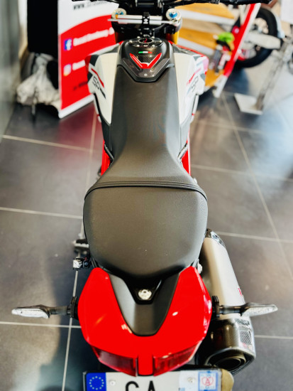 DUCATI HYPERMOTARD 950 SP - LIGNE TERMIGNONI - NOMBREUX ACCESSOIRES - ECKBOLSHEIM (STRASBOURG OUEST)