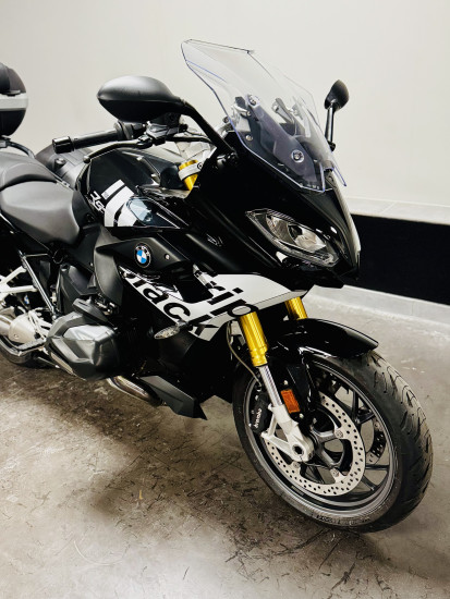 BMW R1250RS TRIPLE BLACK - TOUS LES PACKS - BAGAGERIE COMPLETE - R1250 RS - R 1250RS - R 1250 RS - ECKBOLSHEIM (STRASBOURG OUEST)